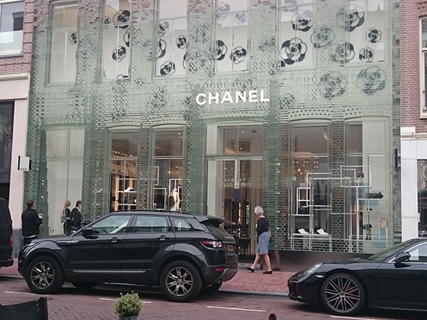 Referenzen 9 Chanel 600